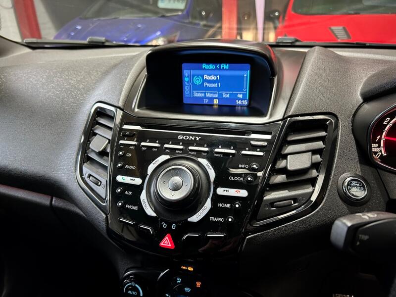 FORD FIESTA
