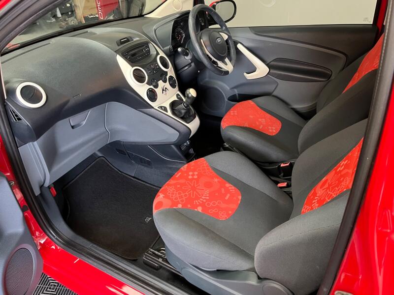 FORD KA