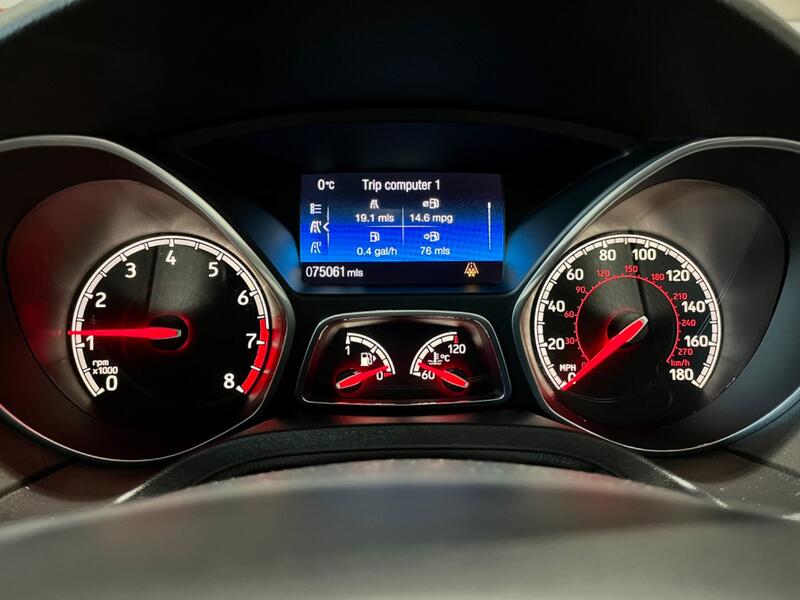 FORD FOCUS