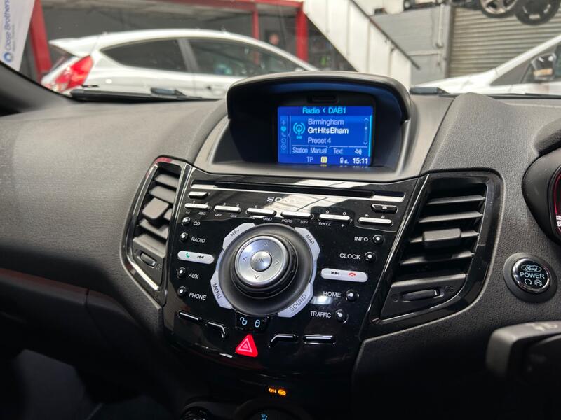 FORD FIESTA