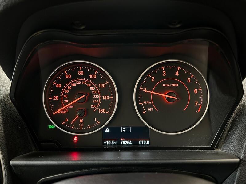 BMW 1 SERIES