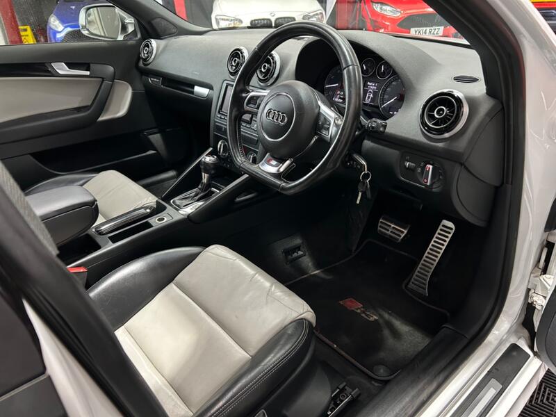 AUDI S3