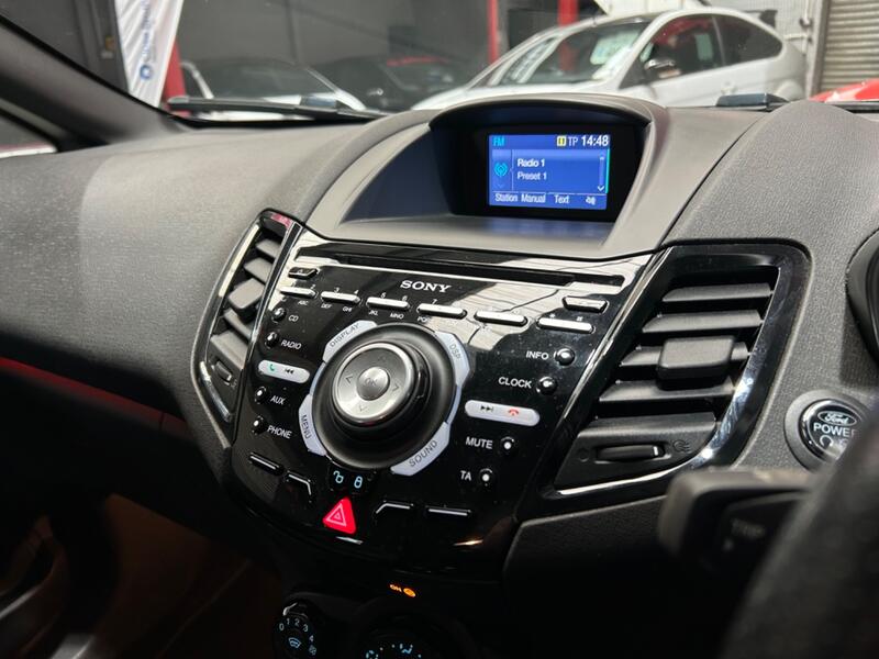 FORD FIESTA
