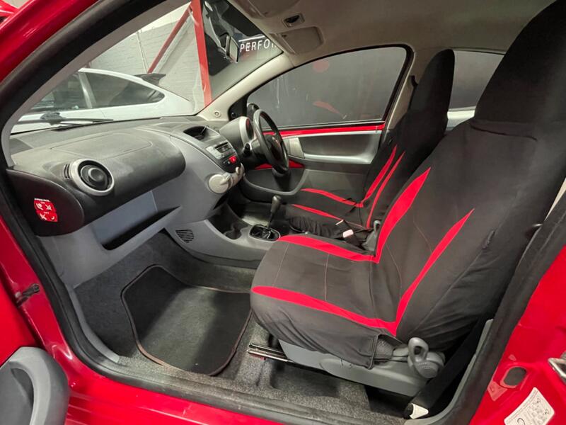 TOYOTA AYGO