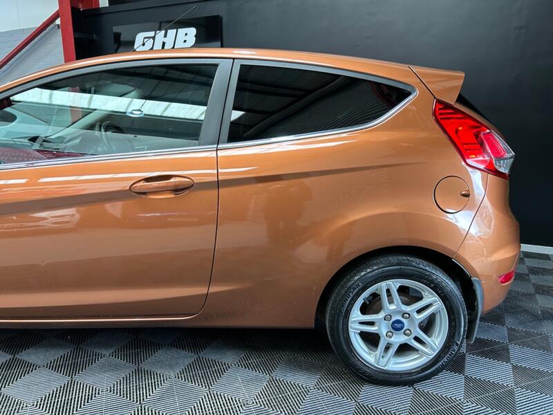 FORD FIESTA