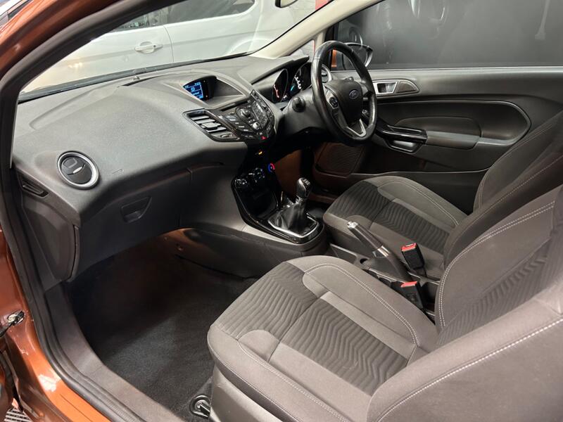 FORD FIESTA