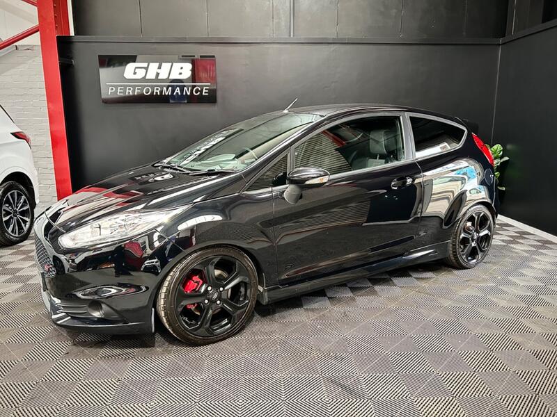 View FORD FIESTA 1.6 T EcoBoost ST-2