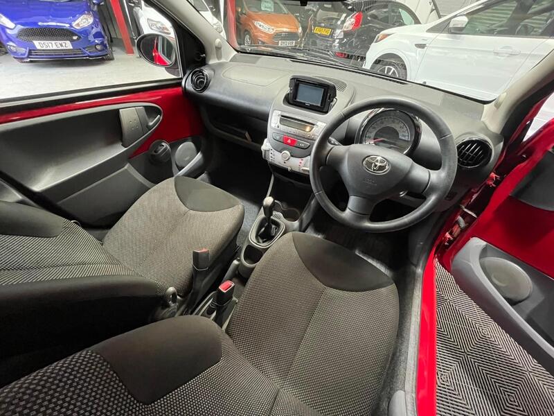 TOYOTA AYGO