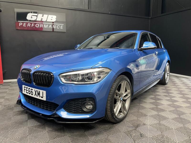 BMW 1 SERIES