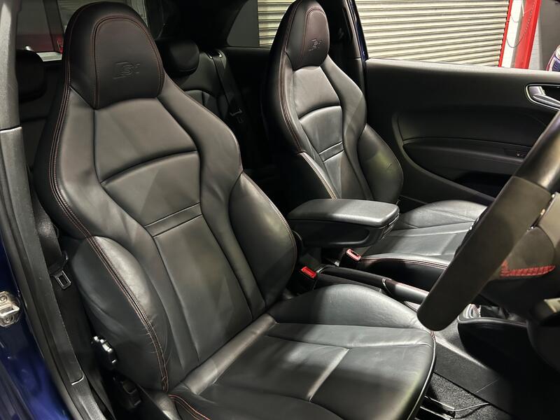 AUDI S1