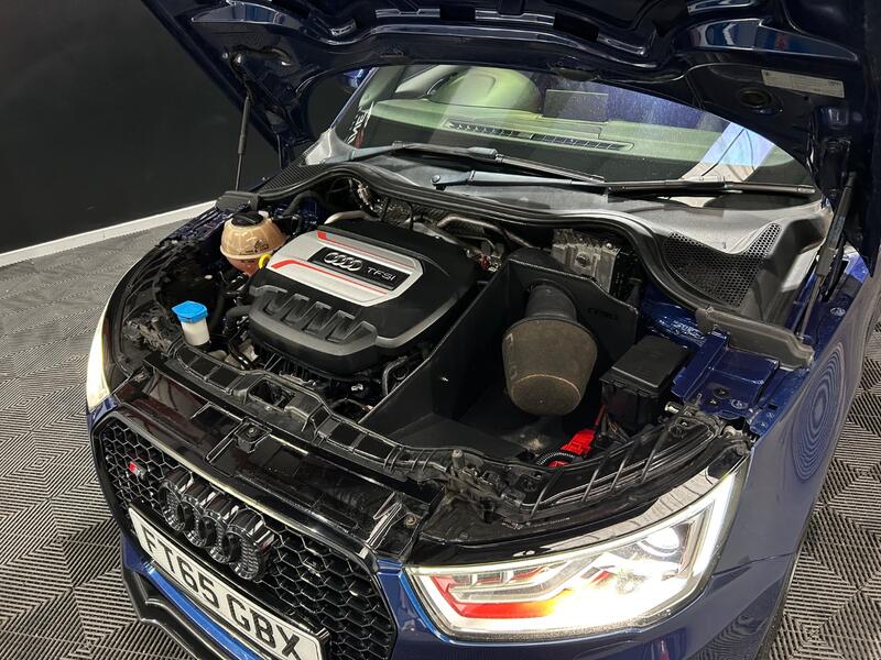 AUDI S1