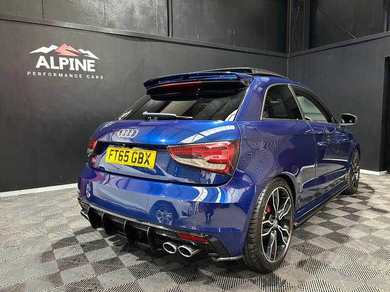 AUDI S1