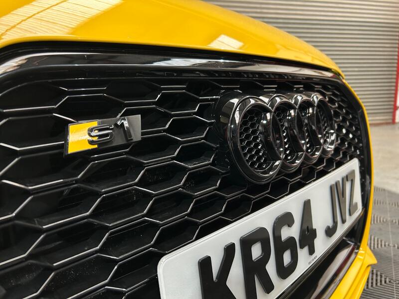 AUDI S1
