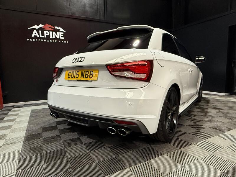 AUDI S1