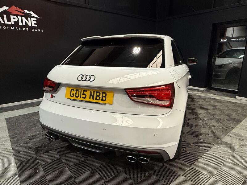 AUDI S1