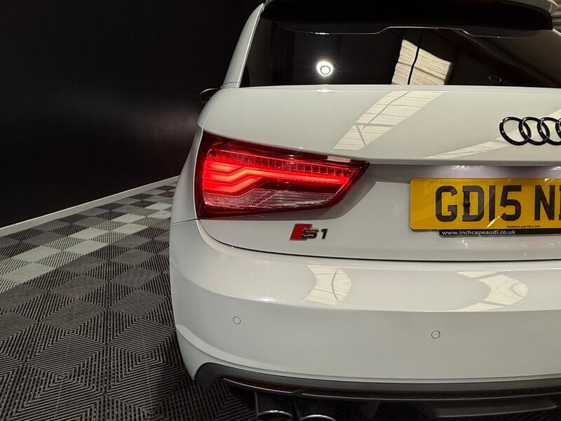 AUDI S1