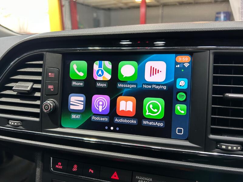 SEAT LEON