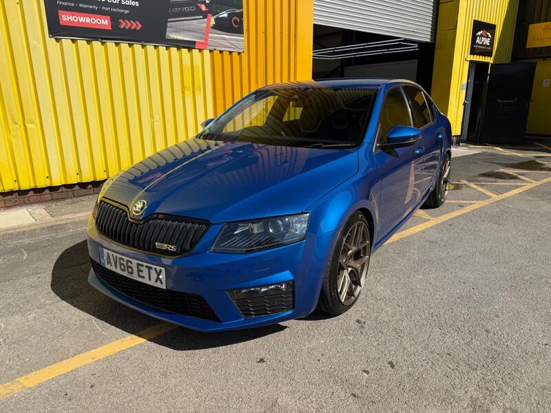 View SKODA OCTAVIA 2.0 TFSI vRS