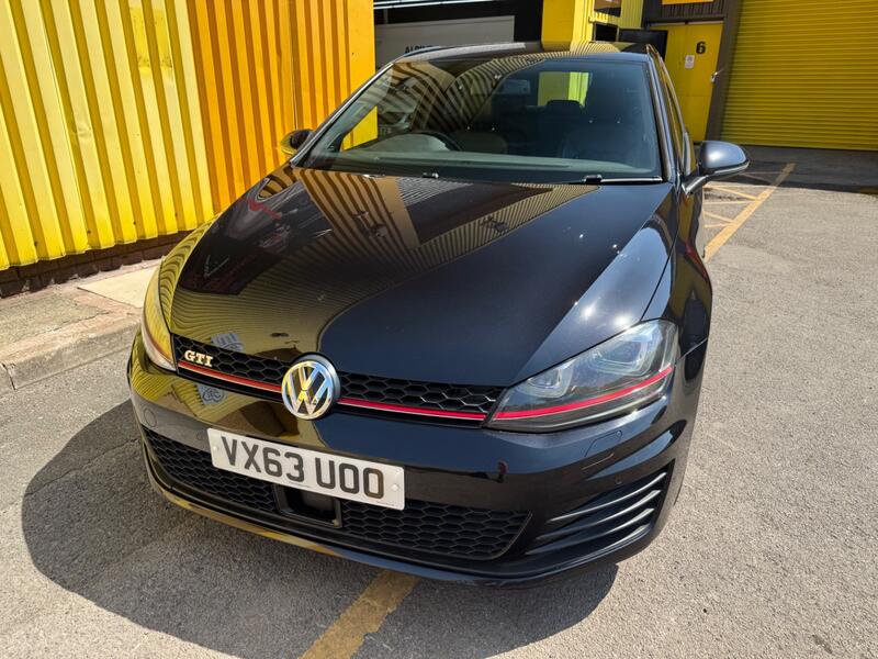 View VOLKSWAGEN GOLF 2.0 TSI BlueMotion Tech GTI Performance