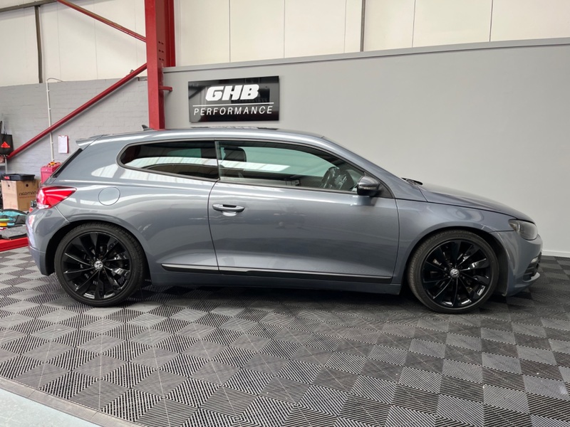 VOLKSWAGEN SCIROCCO
