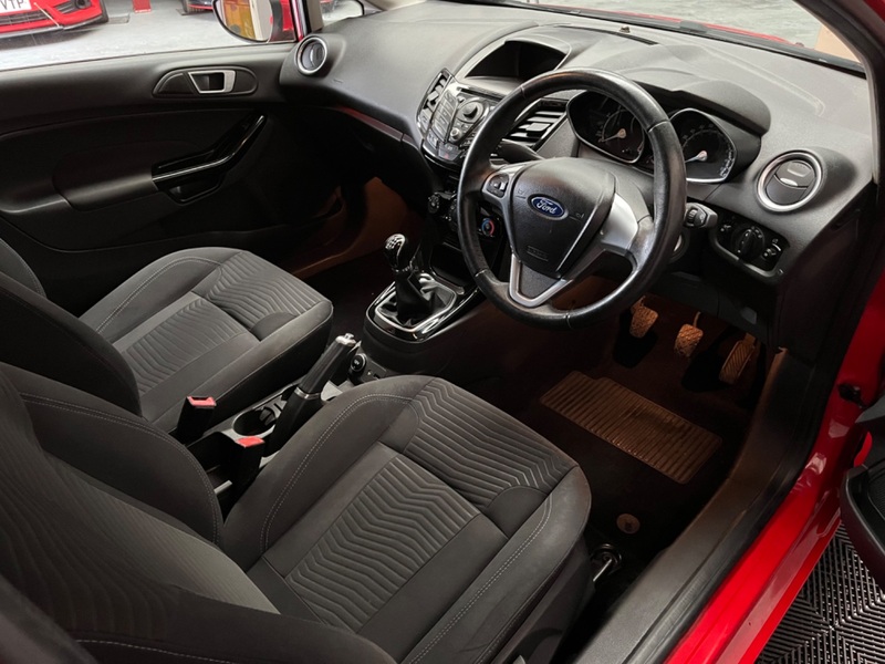 FORD FIESTA
