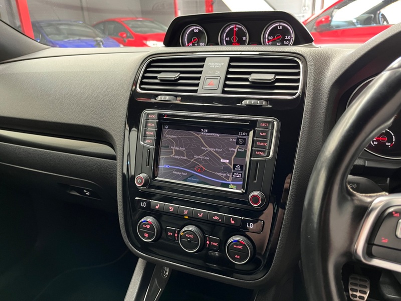 VOLKSWAGEN SCIROCCO